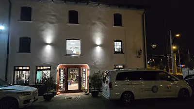 Trójmiejskie Centrum Okien by Venska